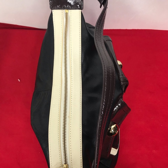 Kate Spade Navy Purse with front pockets EUC - Picture 5 of 8